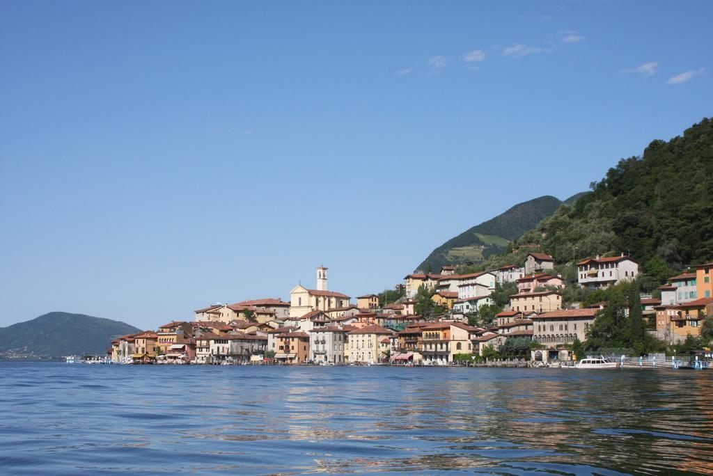 L'Isola Dei Sapori Apartman Monte Isola Szoba fotó